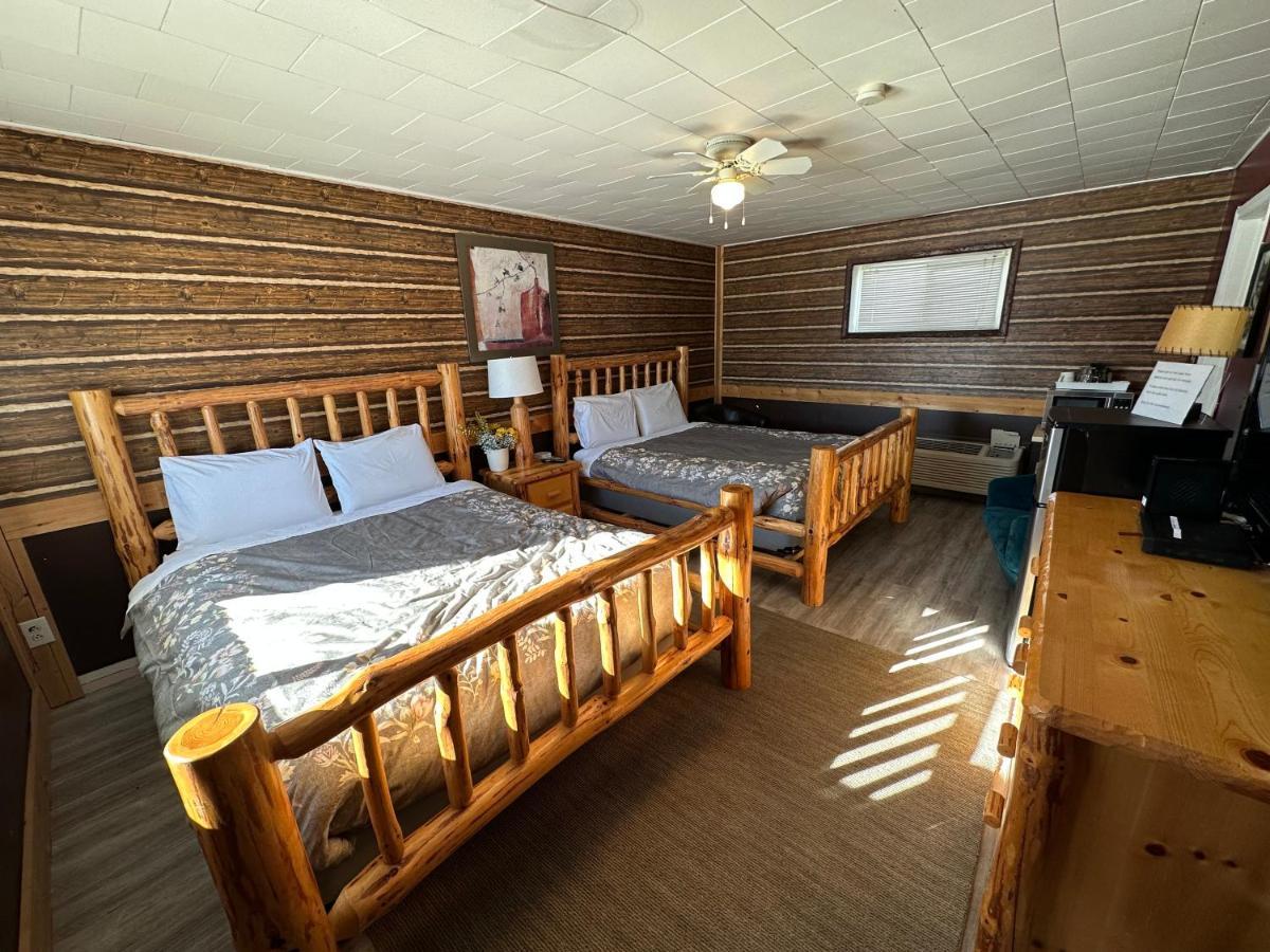 Pinecrest Motel Nipigon Buitenkant foto